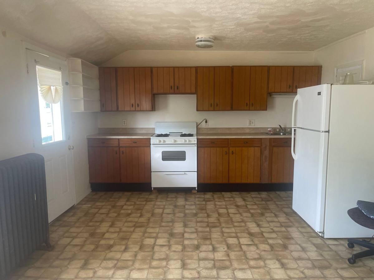 Apartment for rent at 43 W Lewis, Divernon, IL 62530