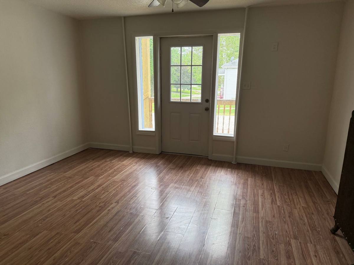 Apartment for rent at 43 W Lewis, Divernon, IL 62530
