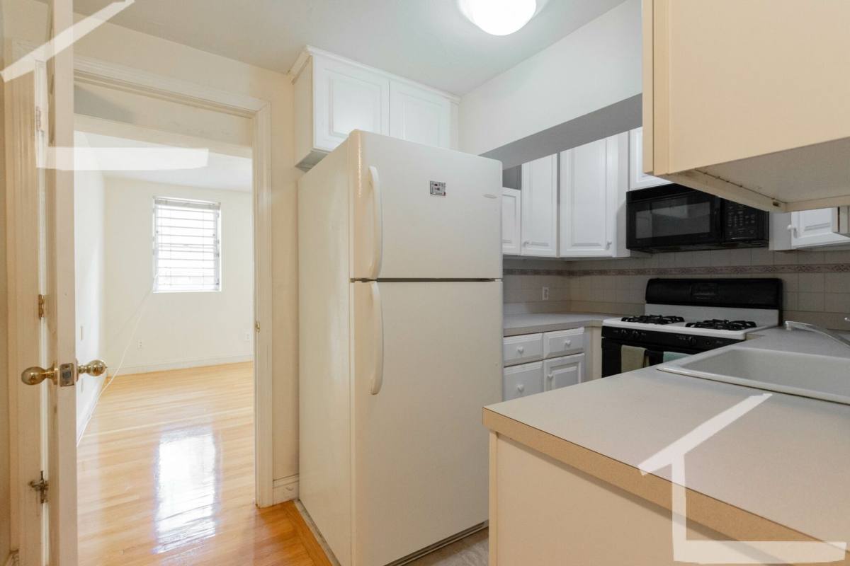 Apartment for rent at 1136 Commonwealth Ave #7G, Allston, MA 02134