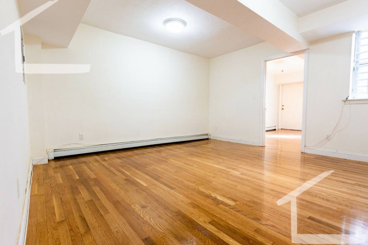 Apartment for rent at 1136 Commonwealth Ave #7G, Allston, MA 02134