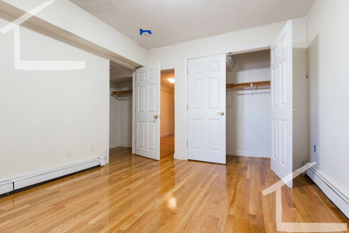 Apartment for rent at 1136 Commonwealth Ave #7G, Allston, MA 02134