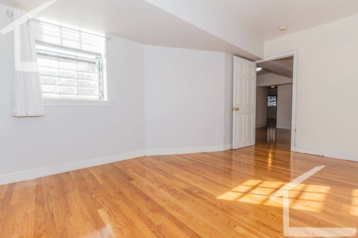 Apartment for rent at 1136 Commonwealth Ave #7G, Allston, MA 02134