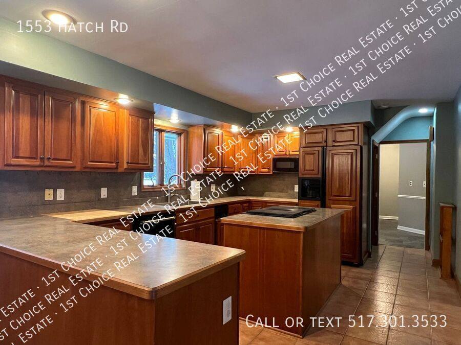 House for rent at 1553 Hatch Rd, Okemos, MI 48864