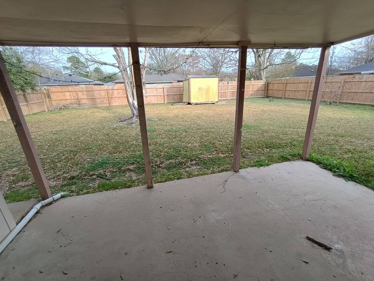 House for rent at 1666 N Rosedale Dr, Baton Rouge, LA 70815