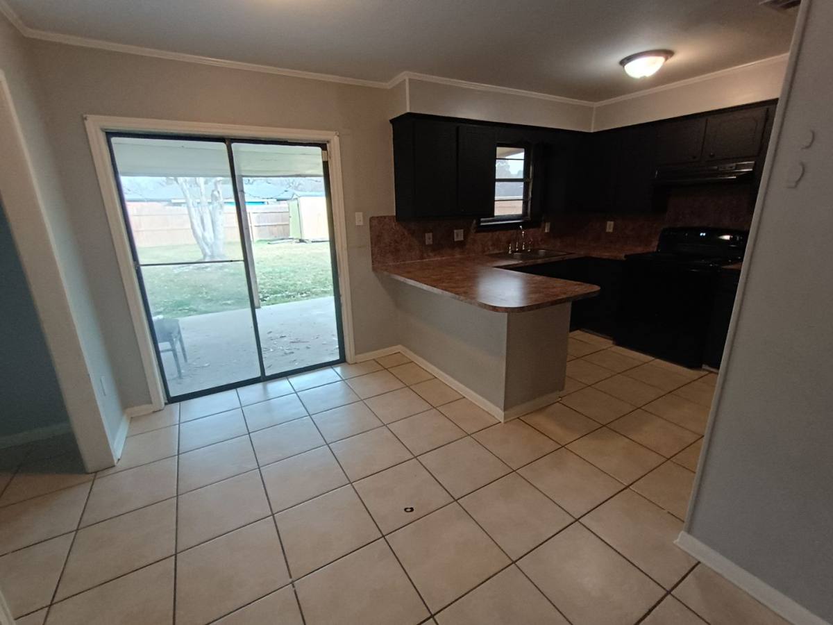 House for rent at 1666 N Rosedale Dr, Baton Rouge, LA 70815