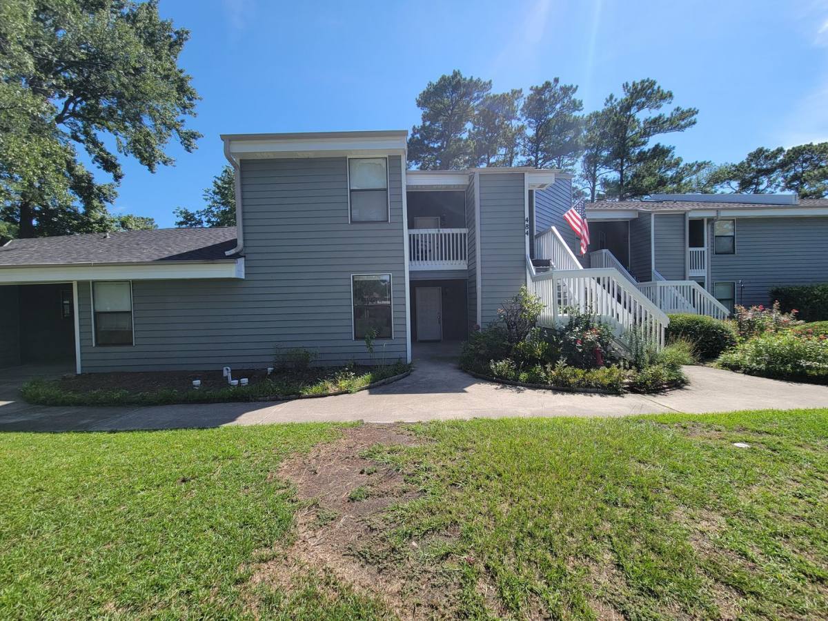 Condo for rent at 702 Azalea Dr #483, Hampstead, NC 28443