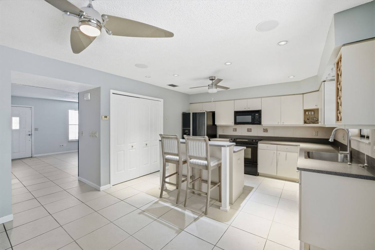 Townhouse for rent at 5306 Ridgewell Court, Tampa, FL 33624