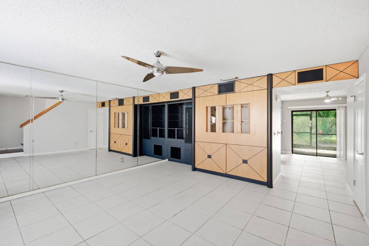 Townhouse for rent at 5306 Ridgewell Court, Tampa, FL 33624