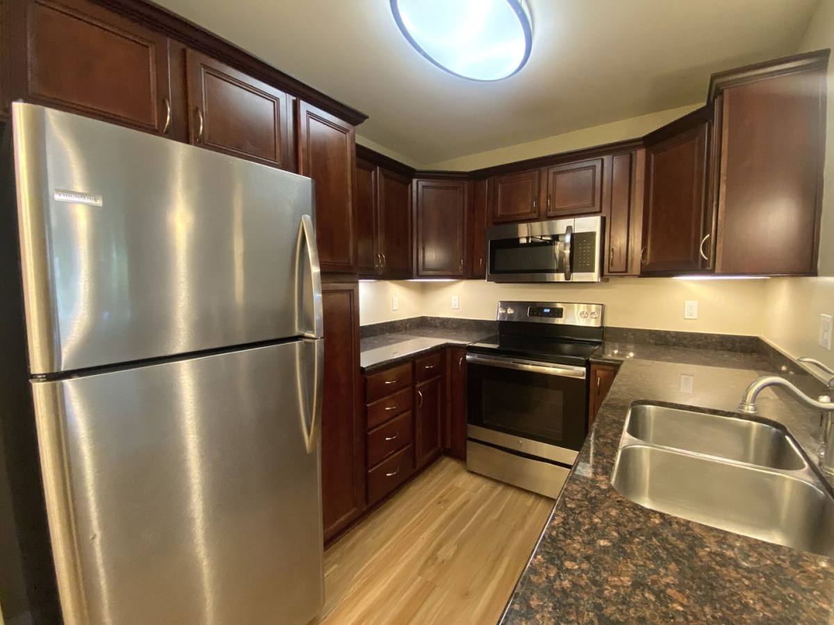 Condo for rent at 506 Canyon Dr, Oceanside, CA 92054