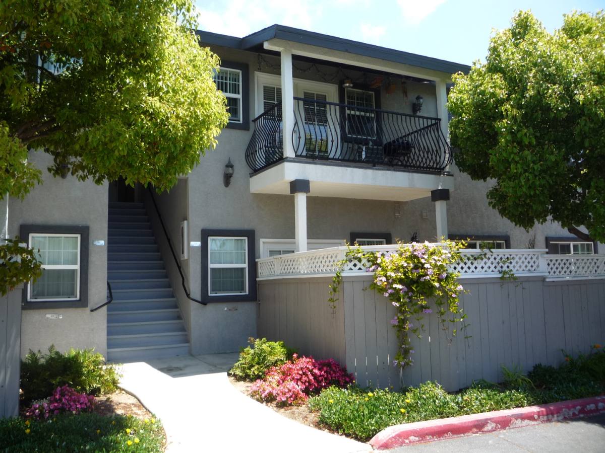 Condo for rent at 506 Canyon Dr, Oceanside, CA 92054