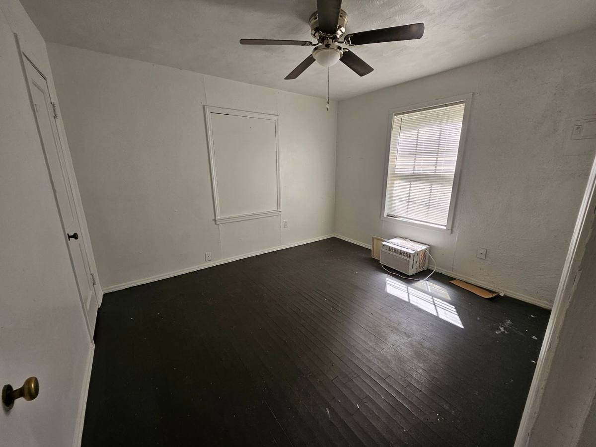 House for rent at 112 W Cedar Ave, Duncan, OK 73533