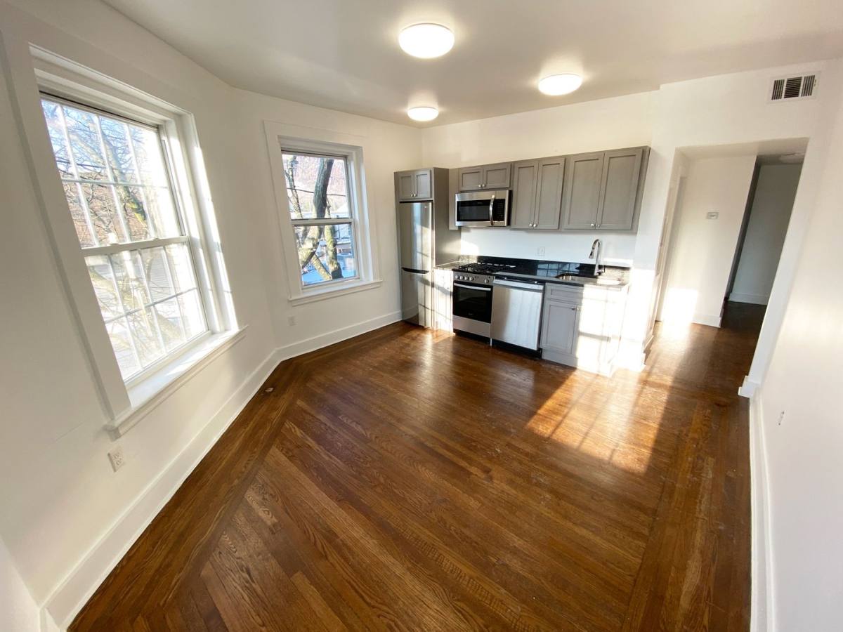 Apartment for rent at 833 Whalley Ave, New Haven, CT 06515