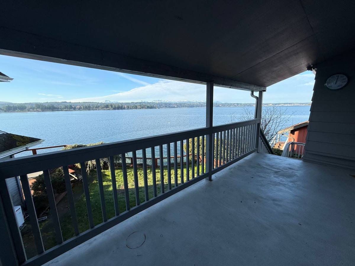 House for rent at 3431 Matthews Dr NW, Bremerton, WA 98312