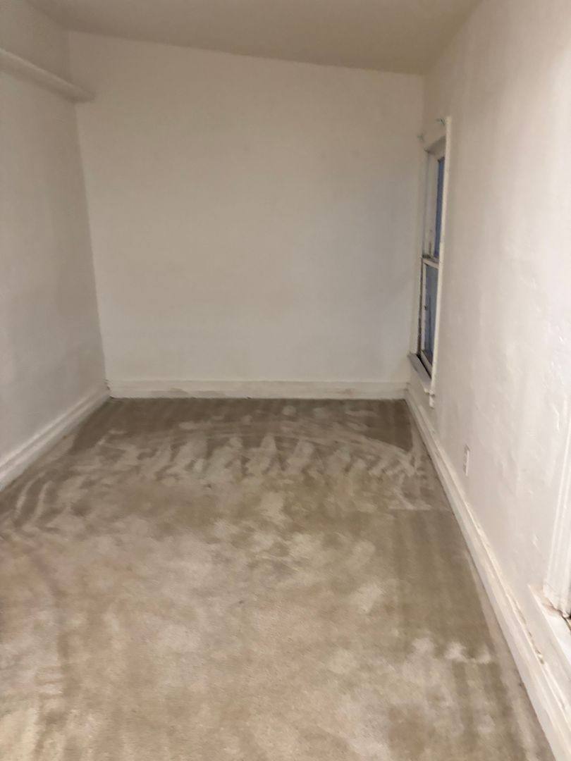 Apartment for rent at 615 Central Ave, Bakersfield, CA 93308