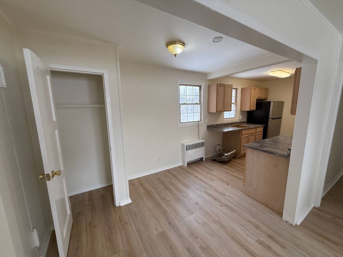 Apartment for rent at 108 Northampton Rd, Amsterdam, NY 12010