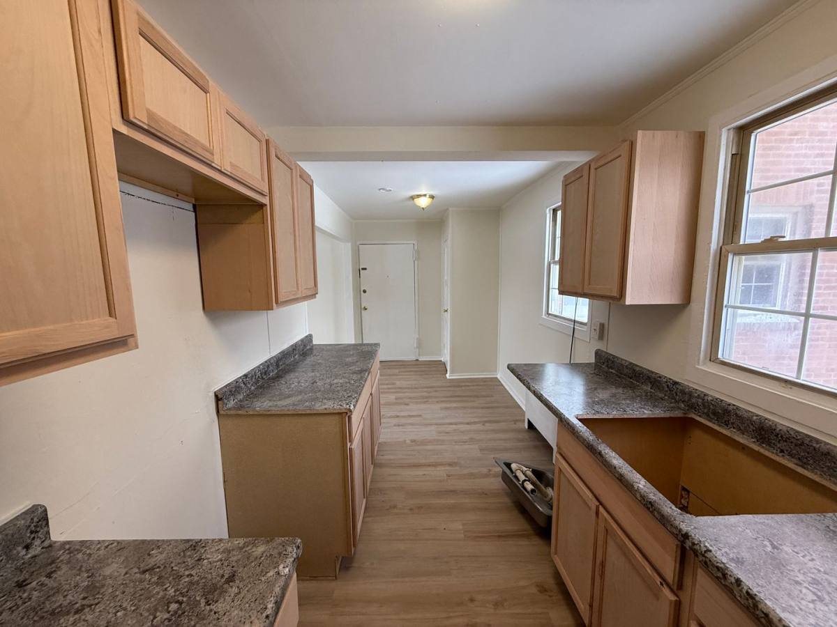 Apartment for rent at 108 Northampton Rd, Amsterdam, NY 12010