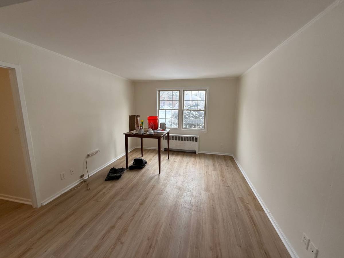 Apartment for rent at 108 Northampton Rd, Amsterdam, NY 12010