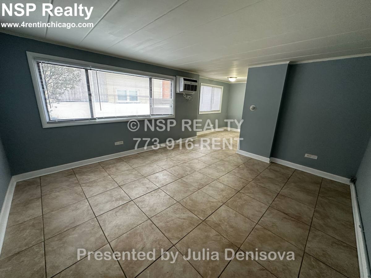 Apartment for rent at 9620 Ivanhoe, Schiller Park, IL 60176