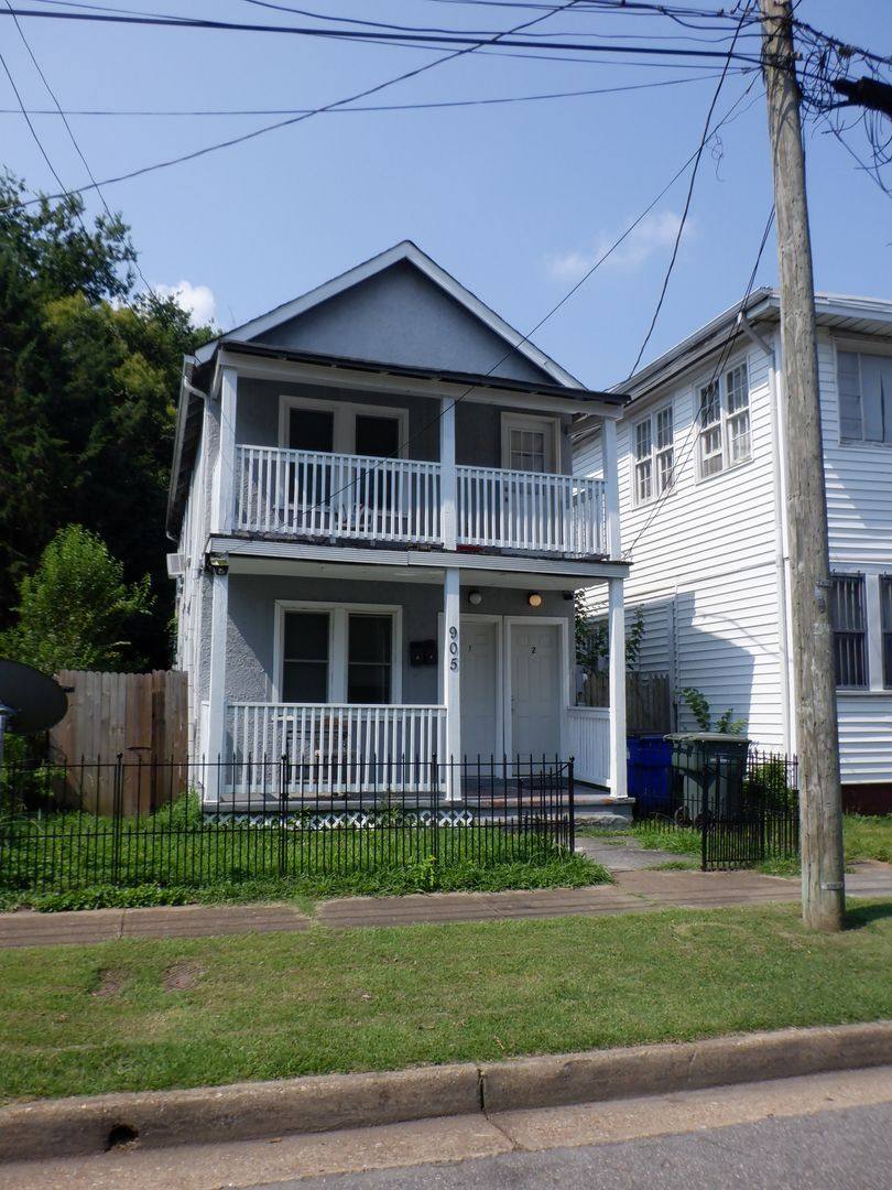 Apartment for rent at 905 Hayes St, Norfolk, VA 23504
