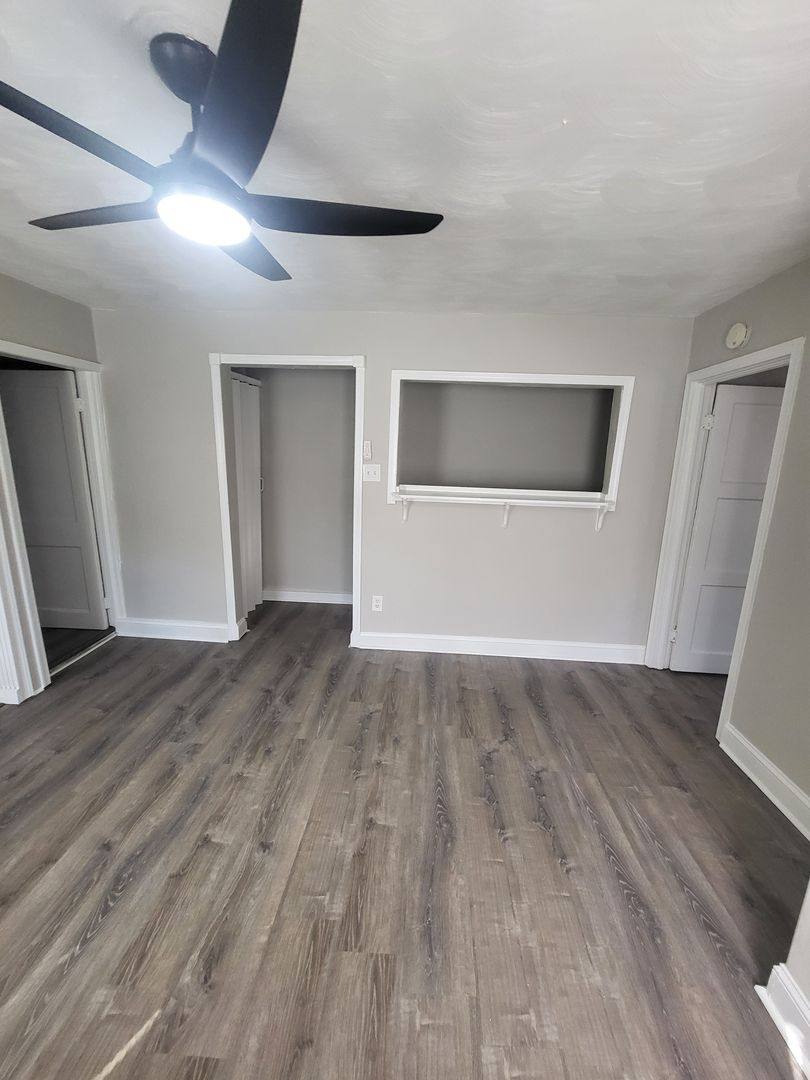 Apartment for rent at 905 Hayes St, Norfolk, VA 23504