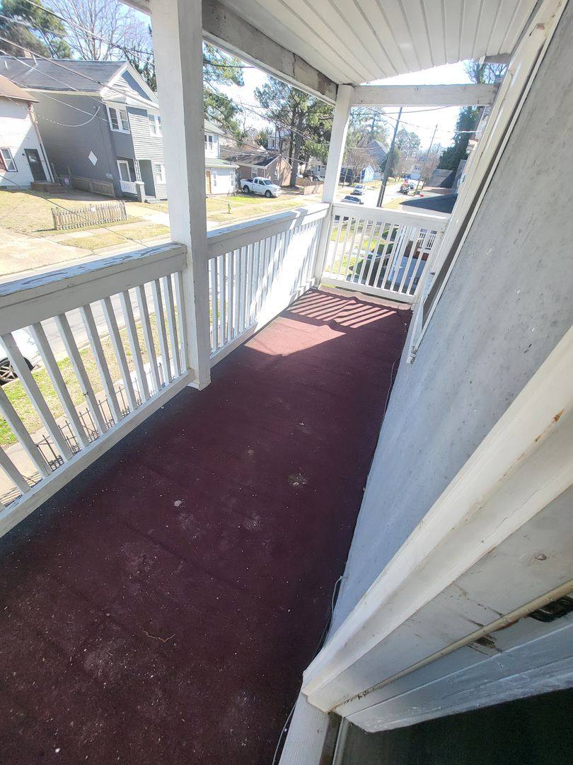 Apartment for rent at 905 Hayes St, Norfolk, VA 23504
