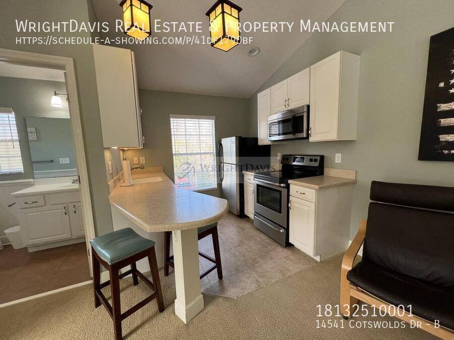 Townhouse for rent at 14541 Cotswolds Dr #B, Tampa, FL 33626