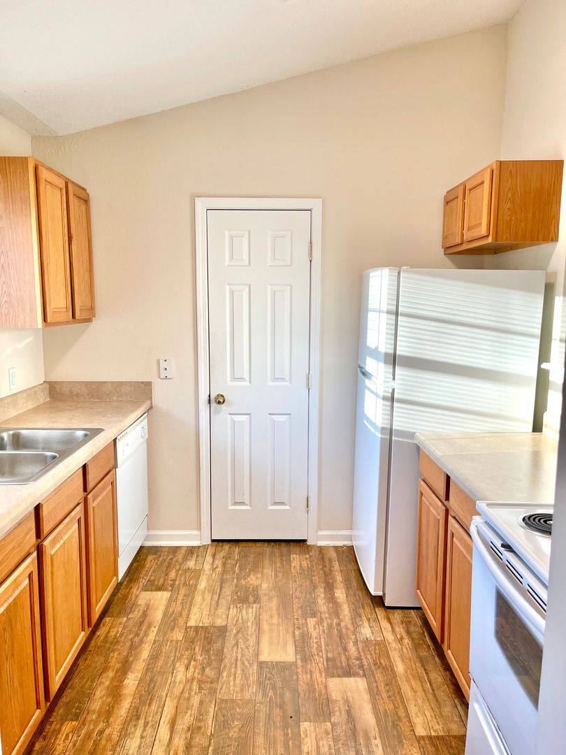 House for rent at 409 Lawnwood Court, Kingsland, GA 31548