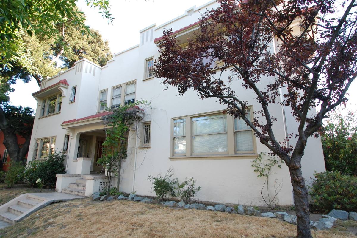 Apartment for rent at 19 Croxton Ave, Oakland, CA 94611