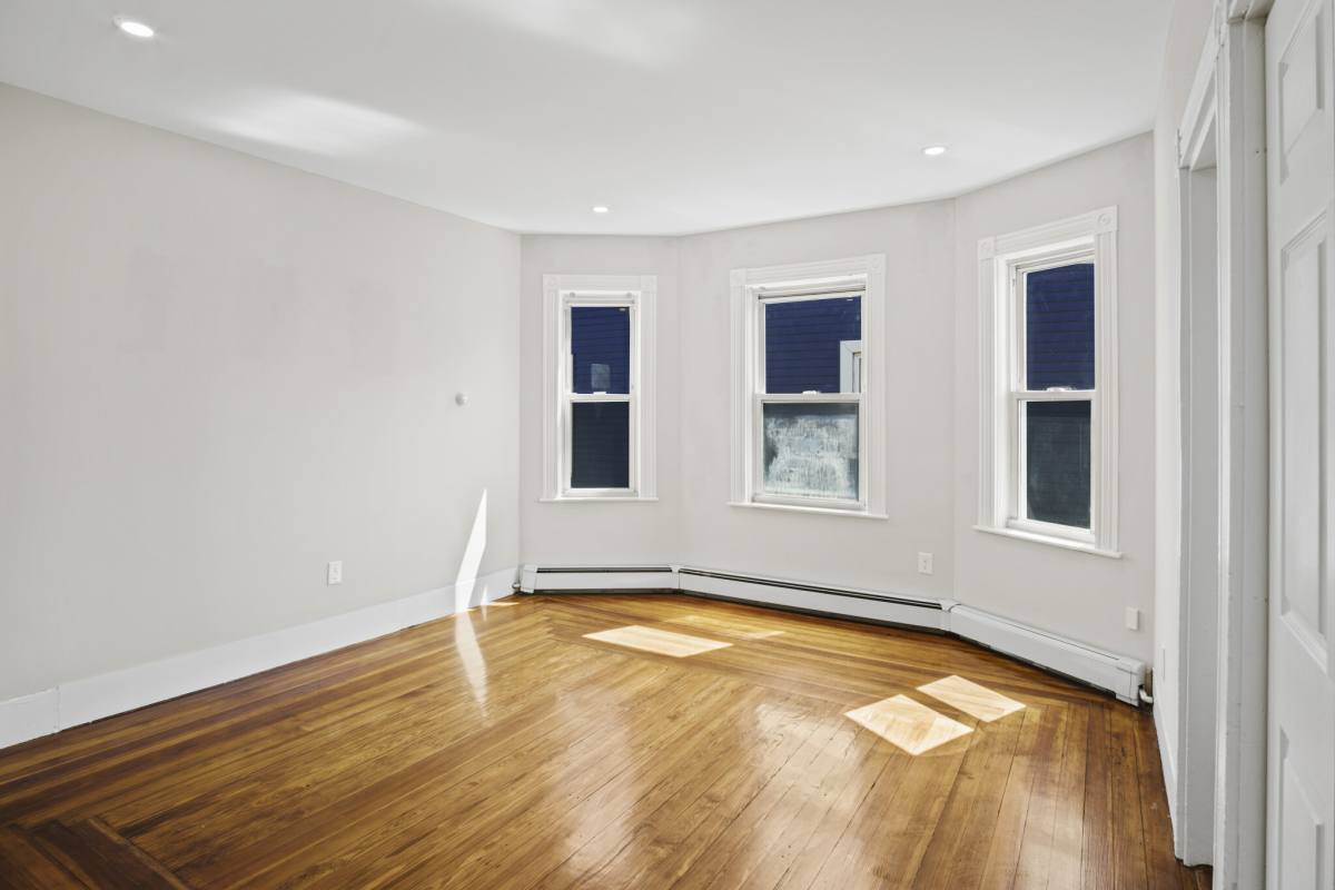 Apartment for rent at 12 Redfield St #3, Dorchester, MA 02122