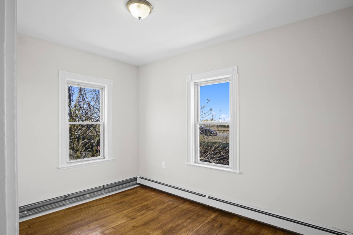 Apartment for rent at 12 Redfield St #3, Dorchester, MA 02122