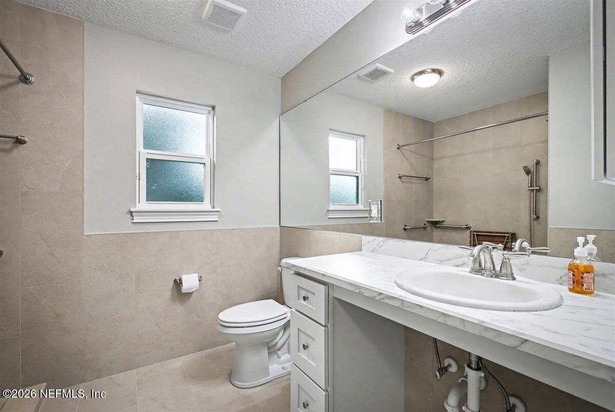 Apartment for rent at 2210 Shepard St, Jacksonville, FL 32211