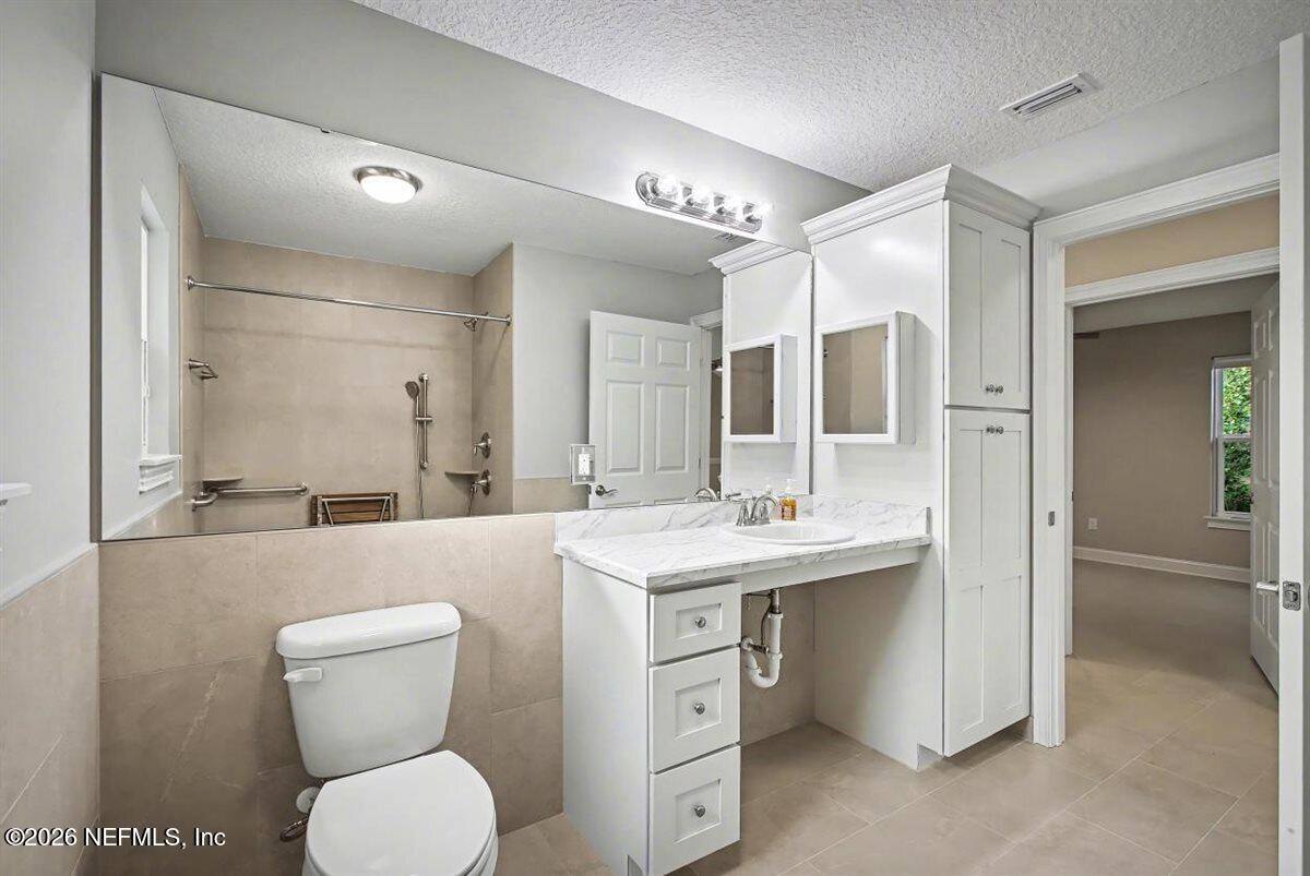 Apartment for rent at 2210 Shepard St, Jacksonville, FL 32211