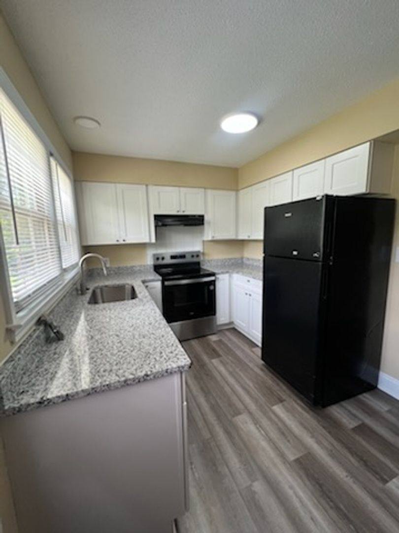 Townhouse for rent at 312 Rainbow Dr, Florence, SC 29501