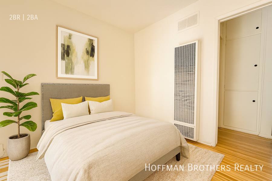 Apartment for rent at 11950 Laurelwood Dr #1, Studio City, CA 91604