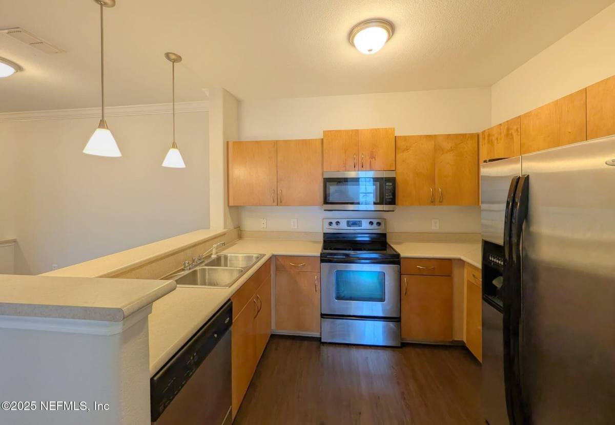 Condo for rent at 8290 Gate Parkway W #816, Jacksonville, FL 32216