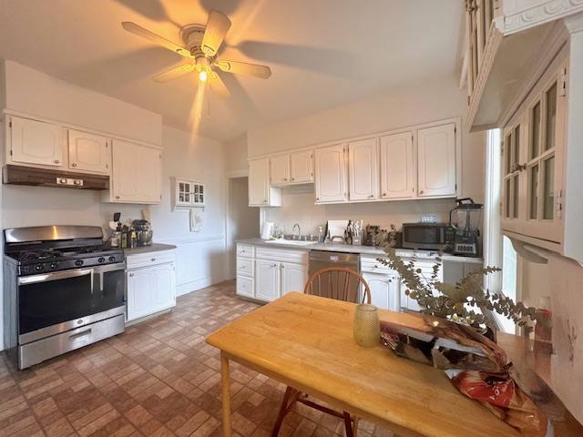 Apartment for rent at 98 Cypress St #3, Brookline, MA 02445