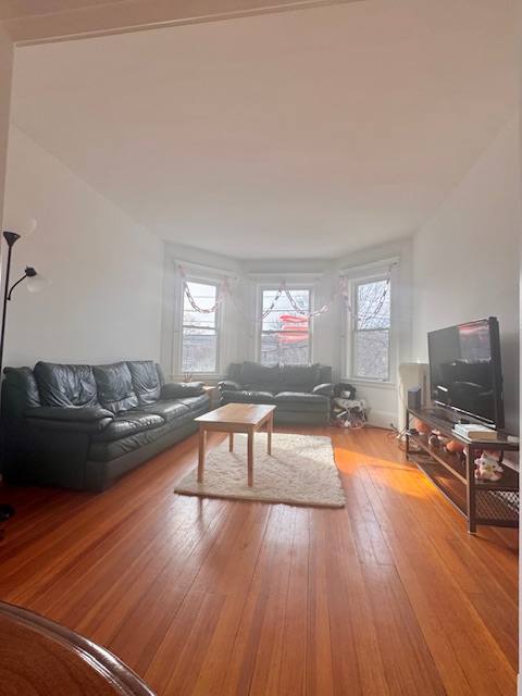 Apartment for rent at 98 Cypress St #3, Brookline, MA 02445