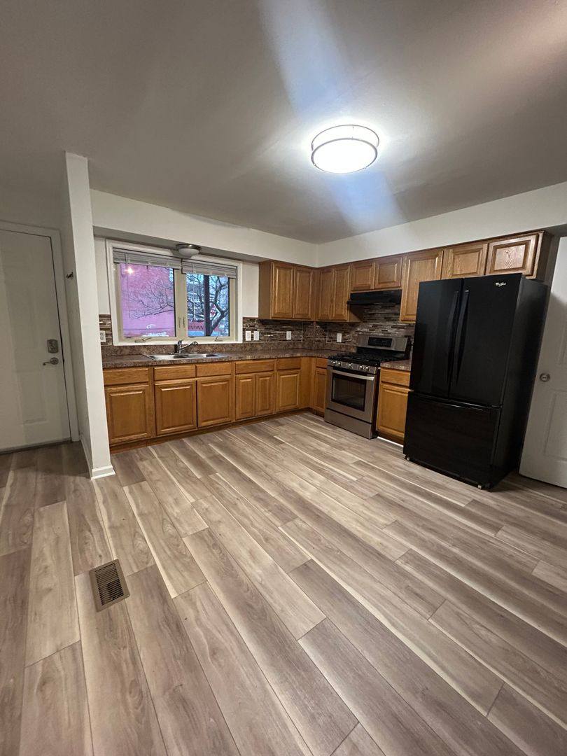 Apartment for rent at 831-67 N 41st St, Philadelphia, PA 19104