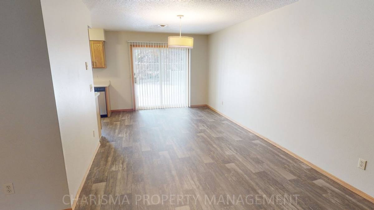 Apartment for rent at 620 626 N Sycamore Ave, Sioux Falls, SD 57103