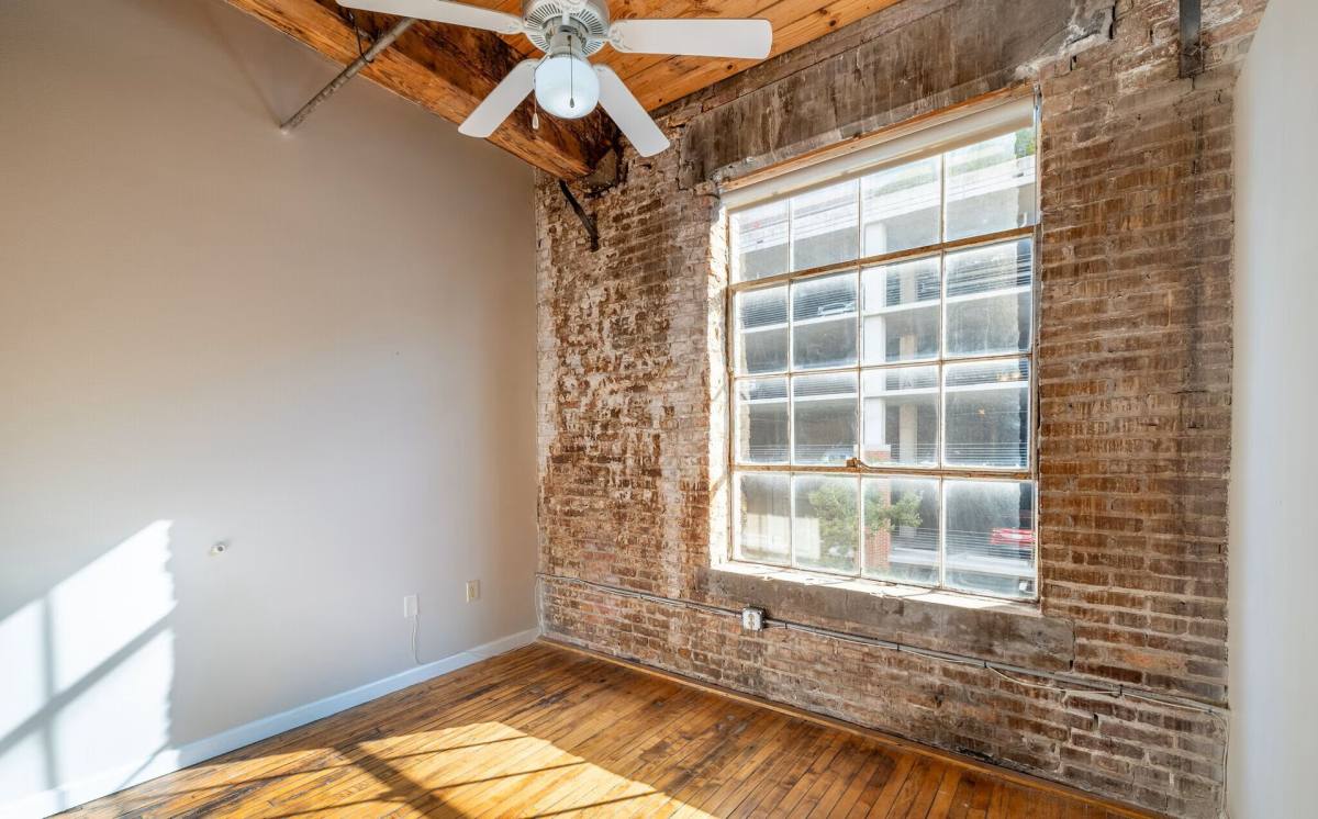 Apartment for rent at 308 Rock St, Little Rock, AR 72202