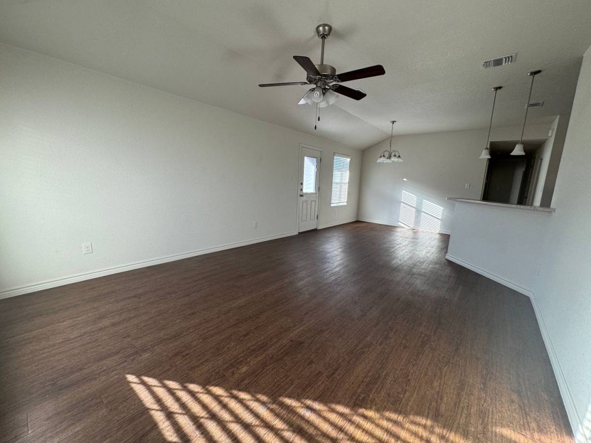 Apartment for rent at 1537 Justin Loop, Killeen, TX 76543