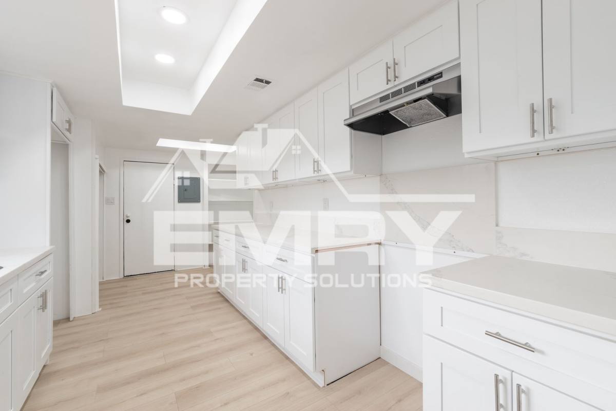 Apartment for rent at 6221 Fishburn Ave, Bell Gardens, CA 90201