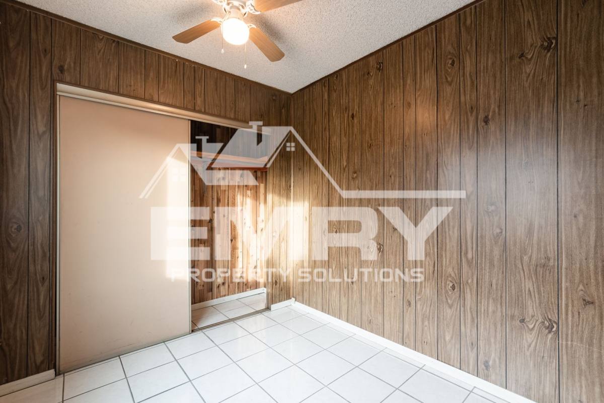 Apartment for rent at 6221 Fishburn Ave, Bell Gardens, CA 90201
