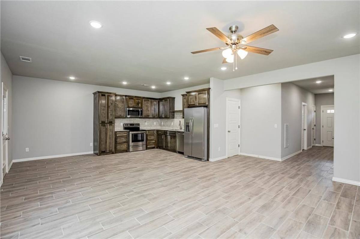 House for rent at 1903-B Azlin Place, Siloam Springs, AR 72761