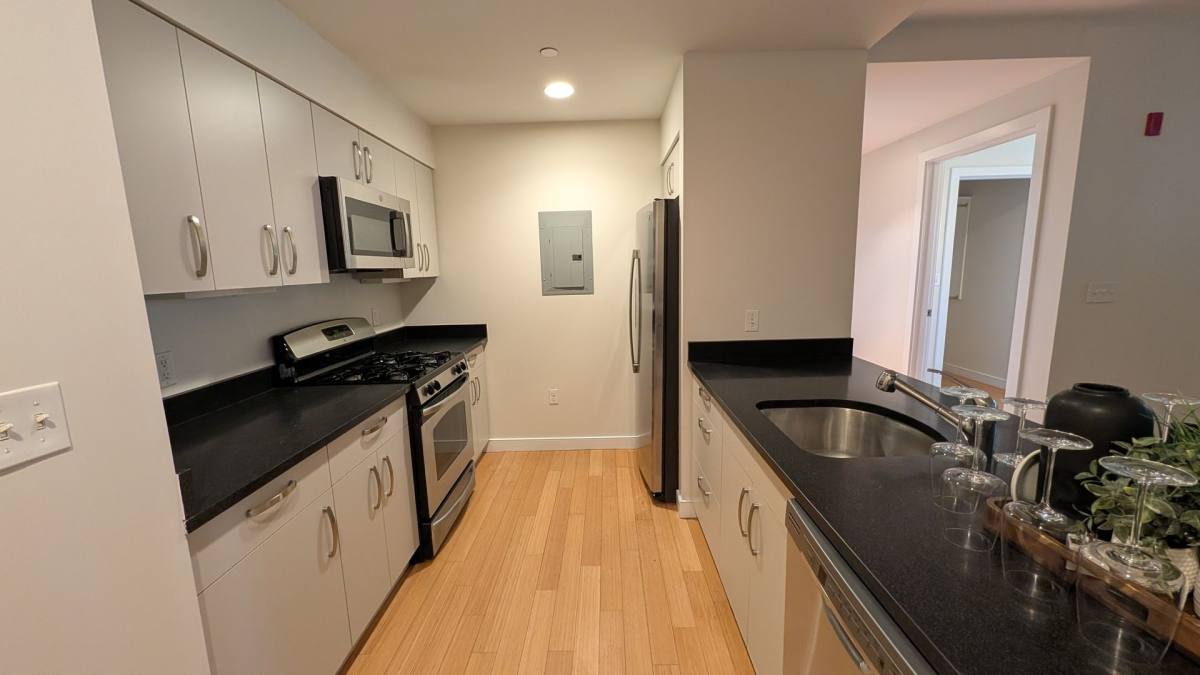 Apartment for rent at 590 Albany St #308, Boston, MA 02116