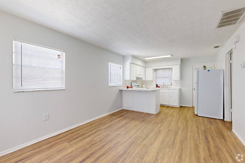 Apartment for rent at 6916 Julia Court, New Port Richey, FL 34652