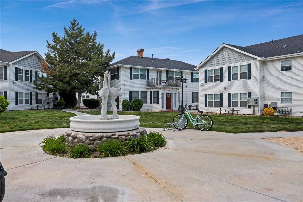 Apartment for rent at 106 Davis Ave #101, Nampa, ID 83651