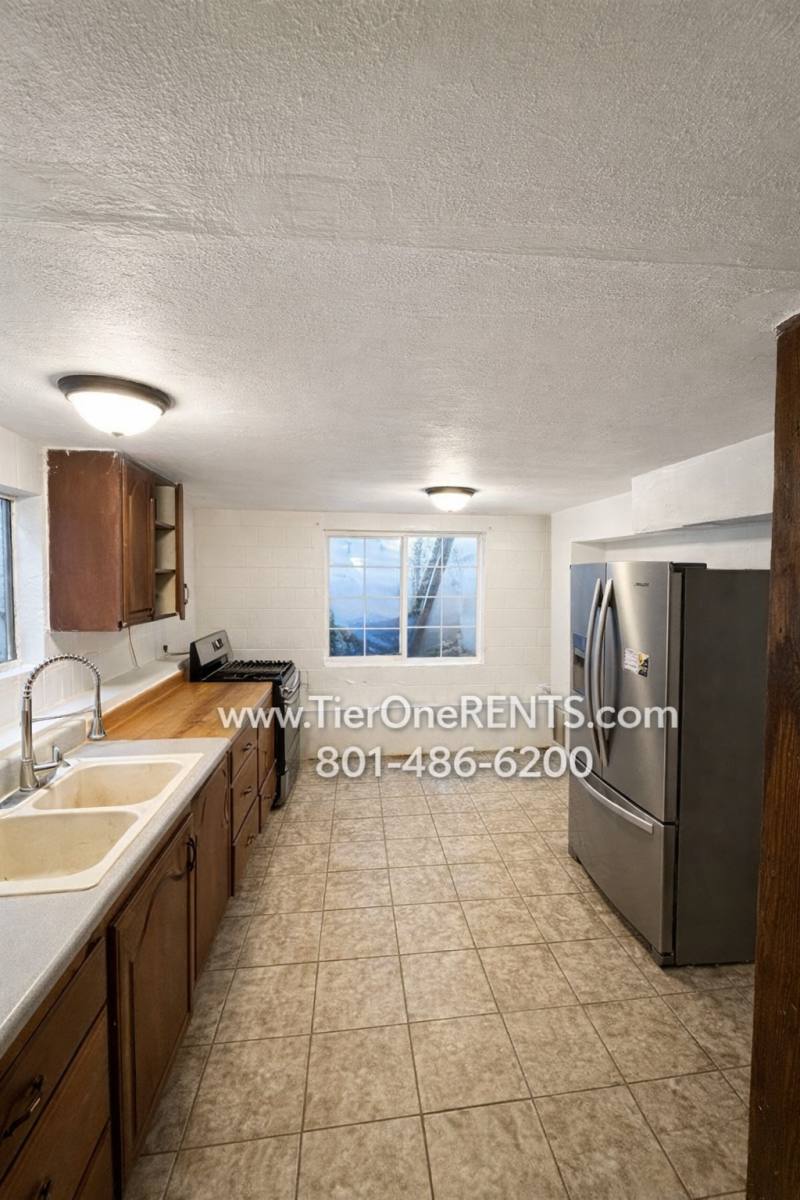 Townhouse for rent at 2713 S 9200 W #B, Magna, UT 84044