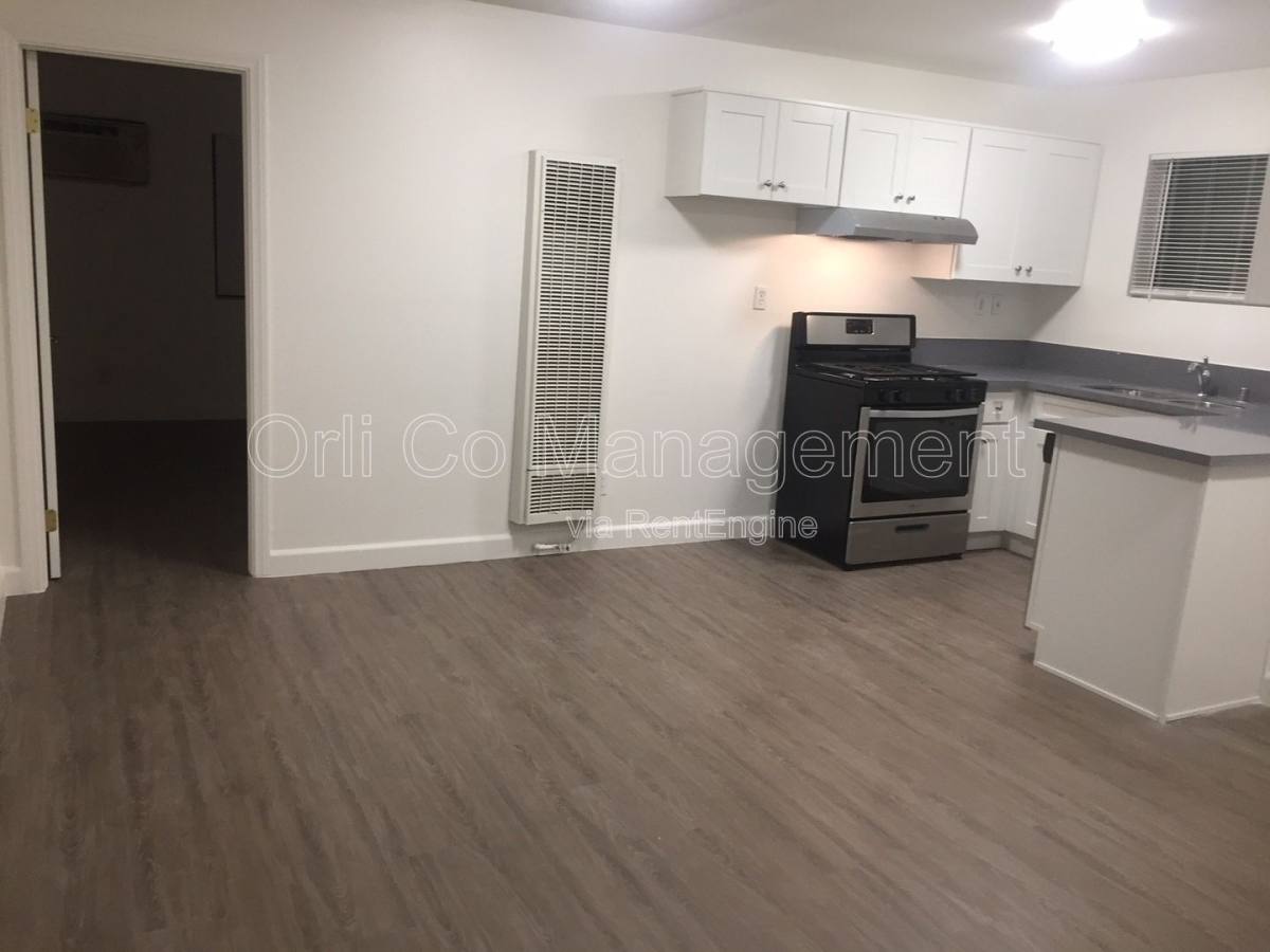 14329 Haynes St, Van Nuys, CA 91401