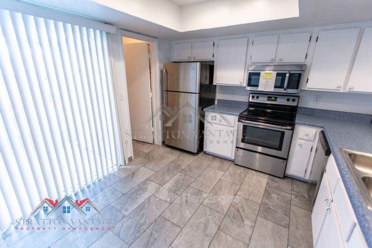 Condo for rent at 19601 N 7th St #1103, Phoenix, AZ 85024